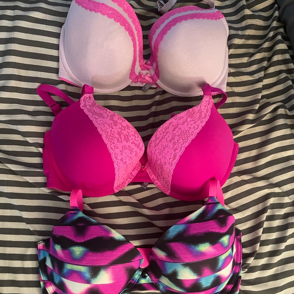 Aerie/VS PINK 34DD NWOT, 3 bras